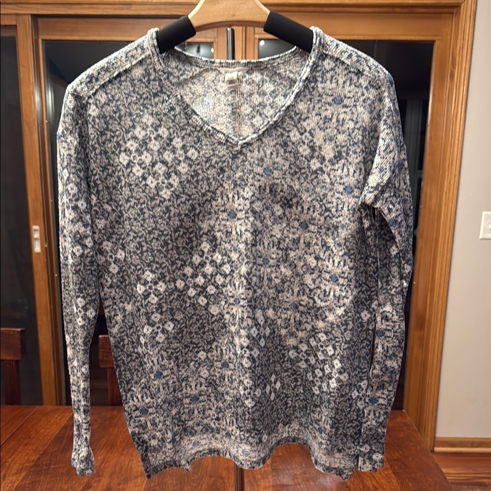 Bethany Mota Floral V-Neck Lightweight Sweater